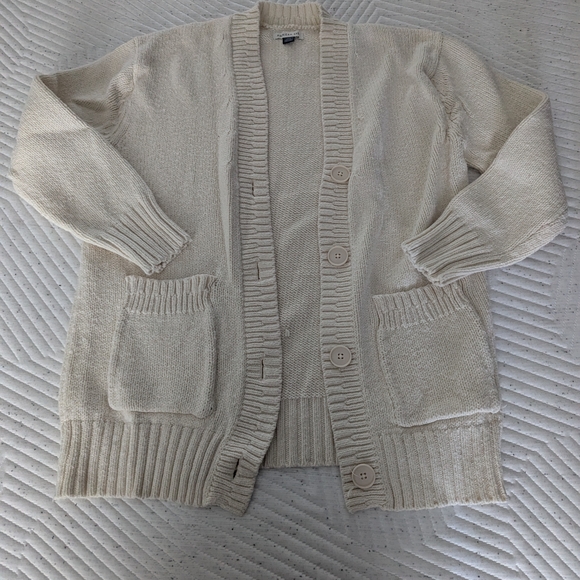 American Eagle Outfitters Cream Knit Cardigan - Picture 1 of 3